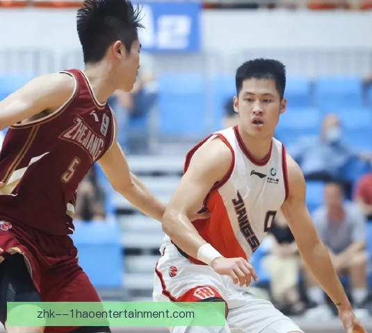 崔晓龙：外援磨合与轮换安排是球队赛季初的关键课题
